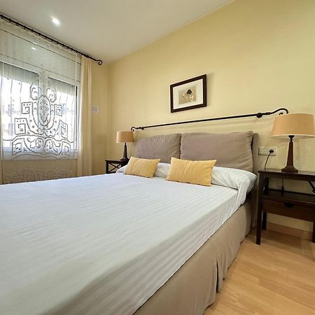 Agi El Moll De Roses Apartment ภายนอก รูปภาพ