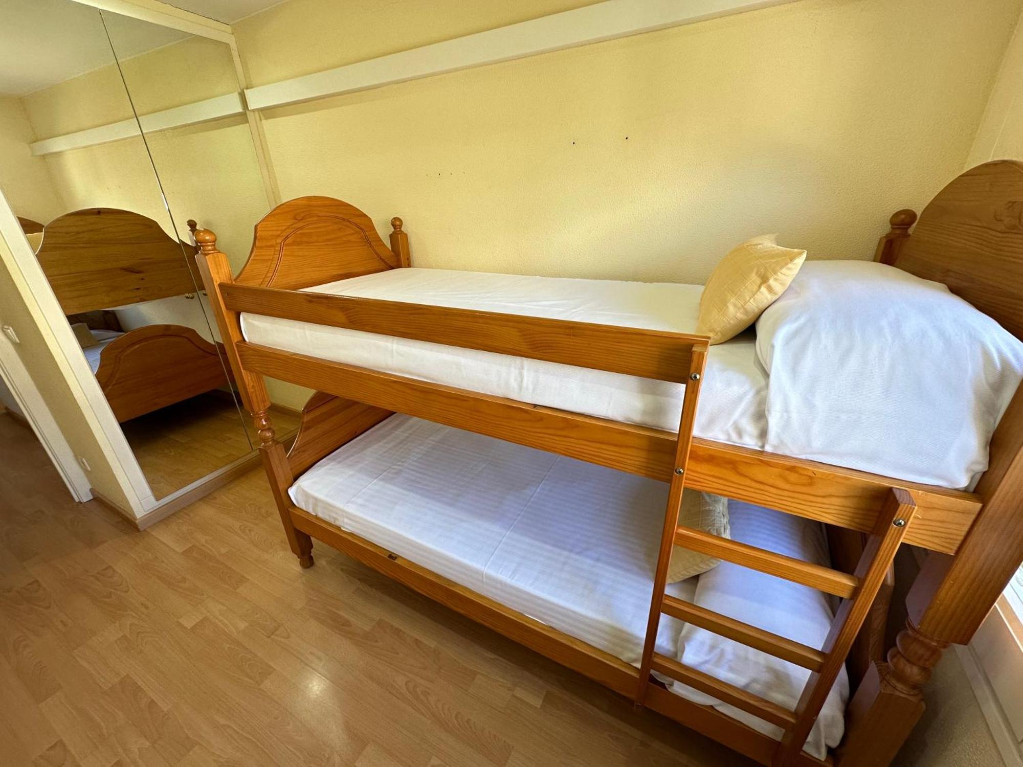 Agi El Moll De Roses Apartment ภายนอก รูปภาพ